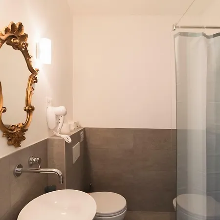 Guest House 4* روما